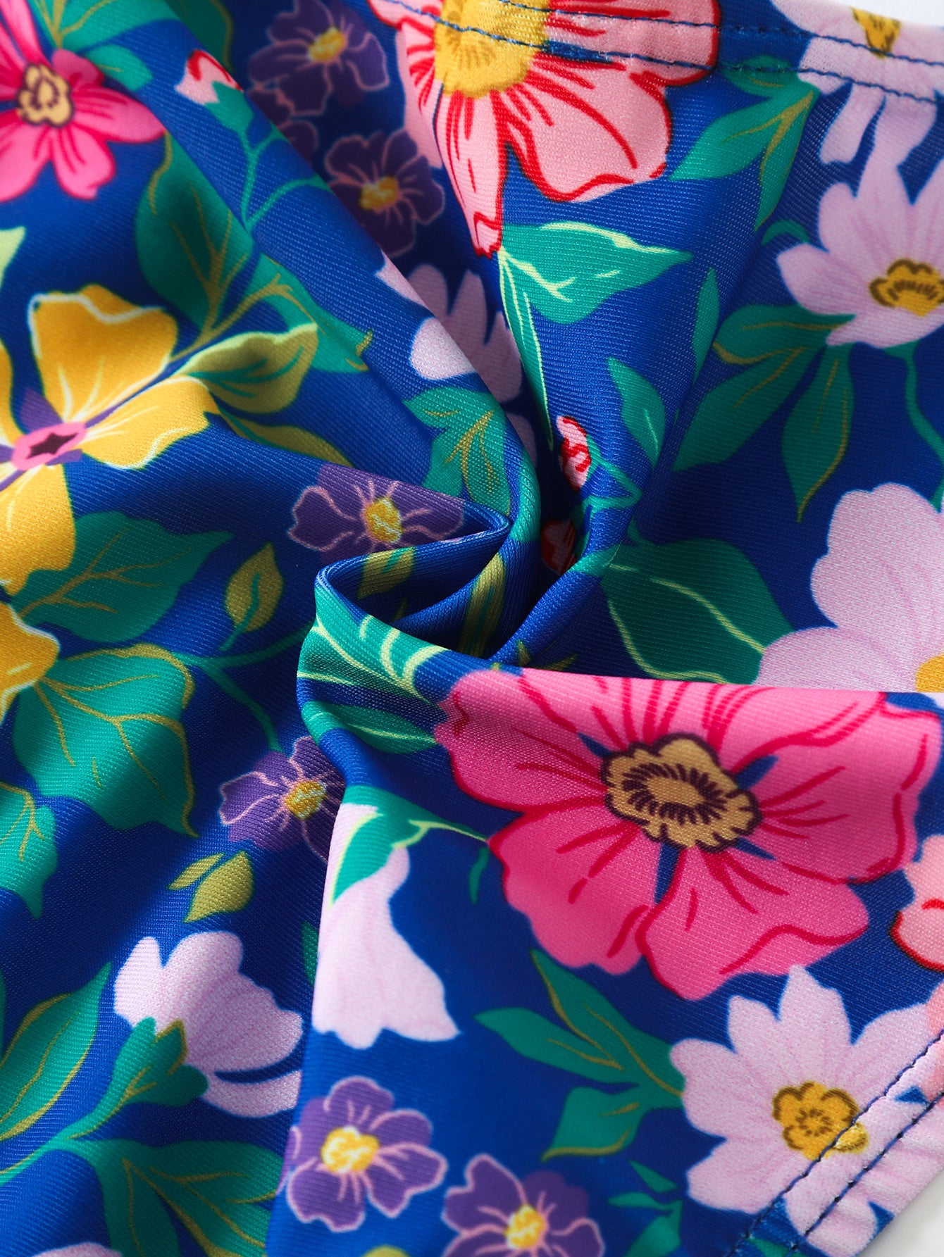 Colorful Floral Print Two-Piece Swimsuit with Tie-Front Top and High-Cut Bottom